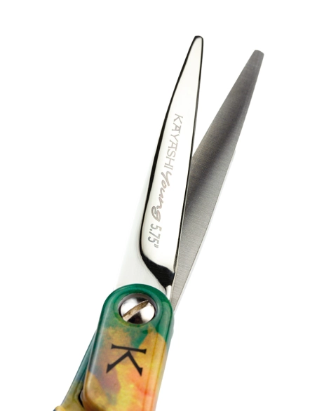 Forbici Kayashi Young Carnival 5.75” – Precisione e Comfort Professionale